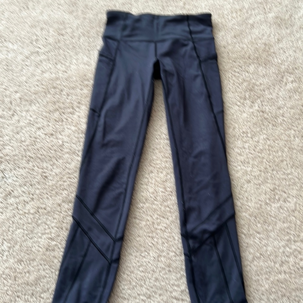 Girls Ivivva black leggings
